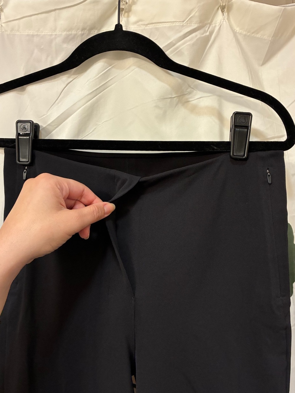 Lululemon pant - Picture 2 of 3
